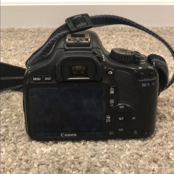 Canon EOS Rebel t2i camera body with 18-55mm lens - Picture 4 of 4